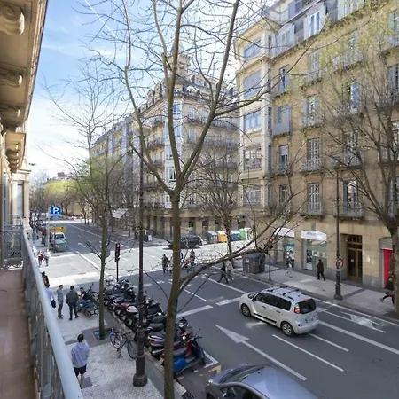 The Collection - Buen Pastor Iii * Σαν Σεμπαστιάν