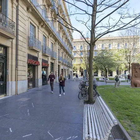 The Collection - Buen Pastor Iii * Σαν Σεμπαστιάν